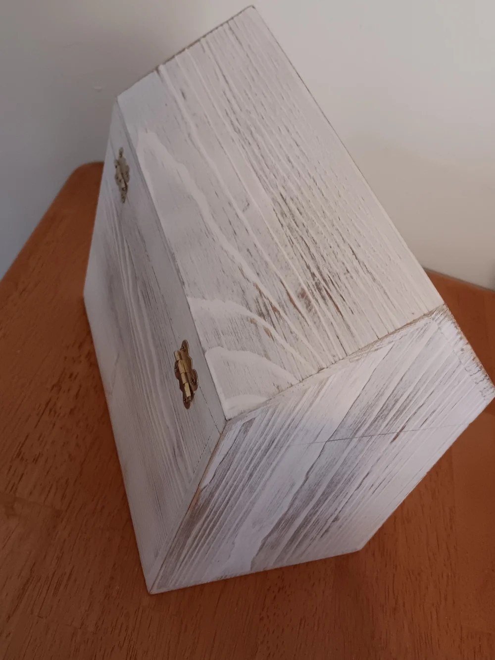 Unbranded White Wood 'Cards' Keepsake Box with Gold Heart Lock